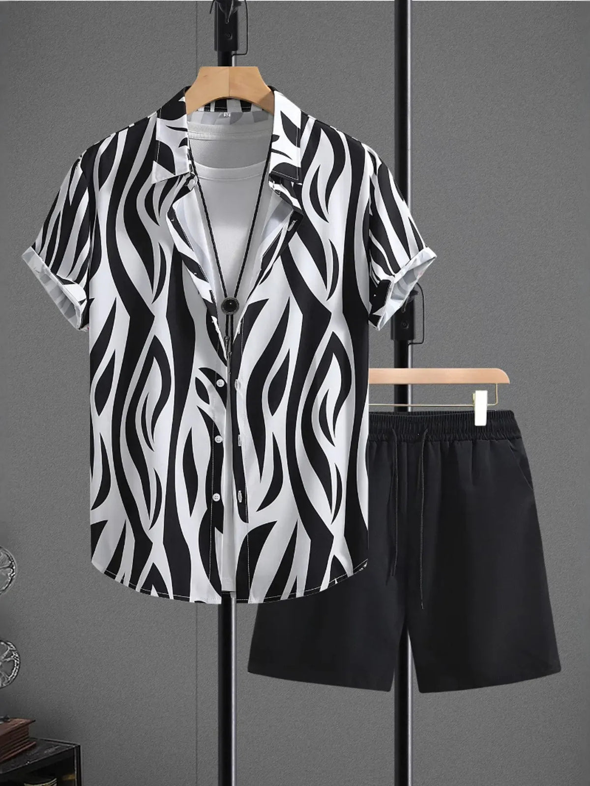 Men's Zebra-Print Shirt and Shorts Set — photo 1