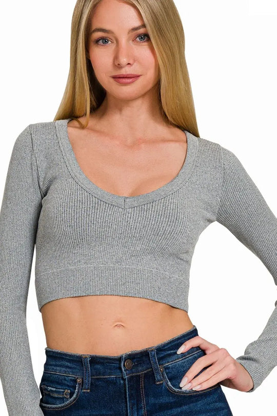 Another view: Seamless Fitted Rib V-Neck Long Sleeve Crop Top