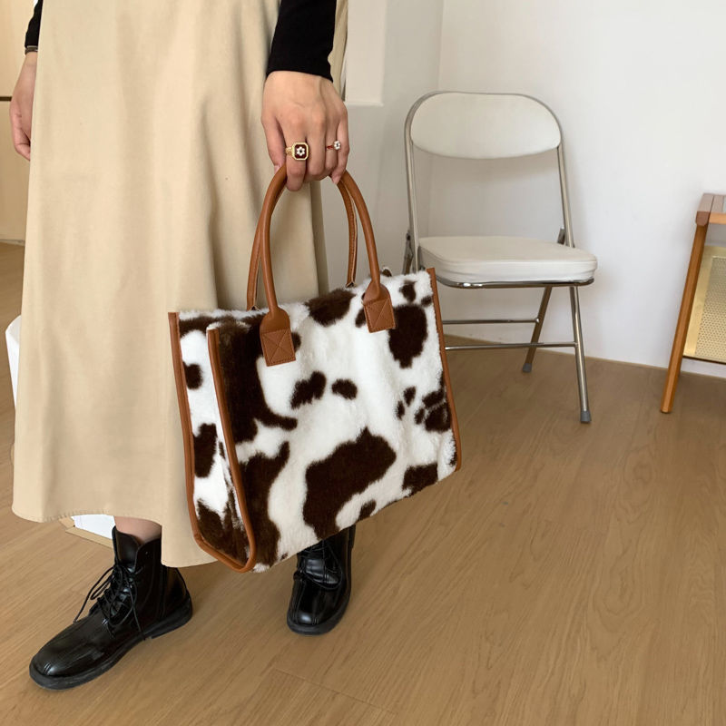 Plush Shoulder Bag - Trendy Autumn Winter Crossbody Bag for Women