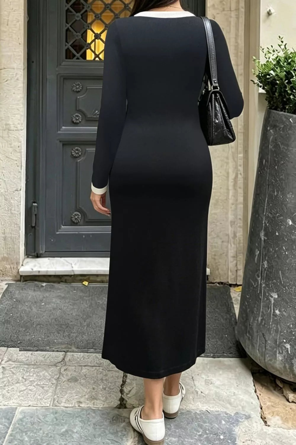 Black Contrast-Trim Buttoned Maxi Dress