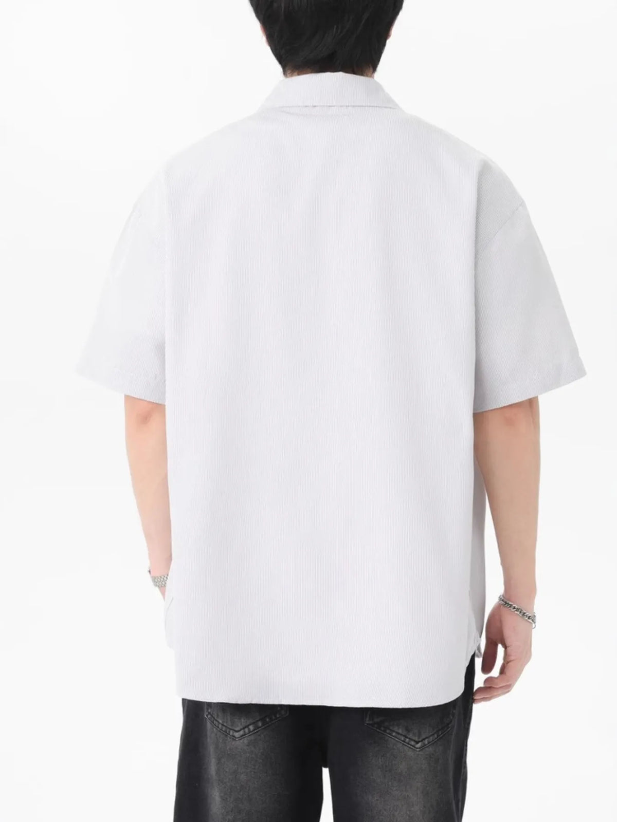 Men’s Relaxed Short-Sleeve Button-Up Shirt