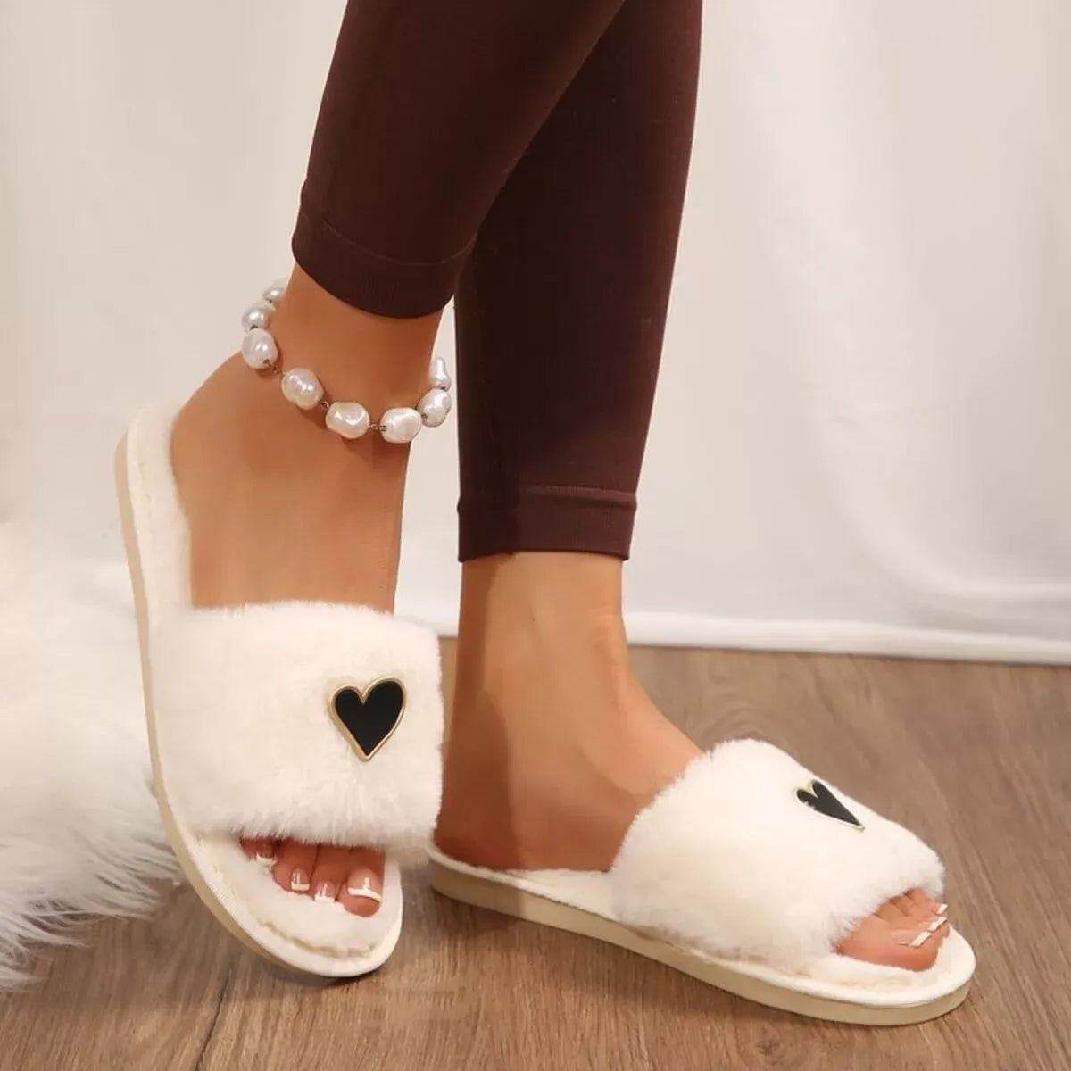 Heart Open-Toe Faux Fur Slippers — photo 8