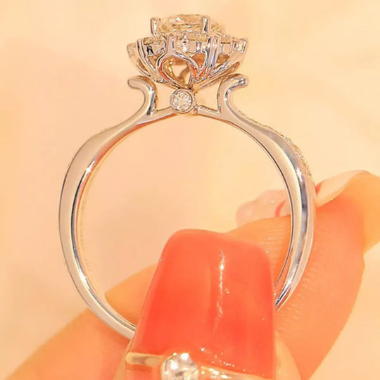 Another view: 1 Carat Moissanite 925 Sterling Silver Ring