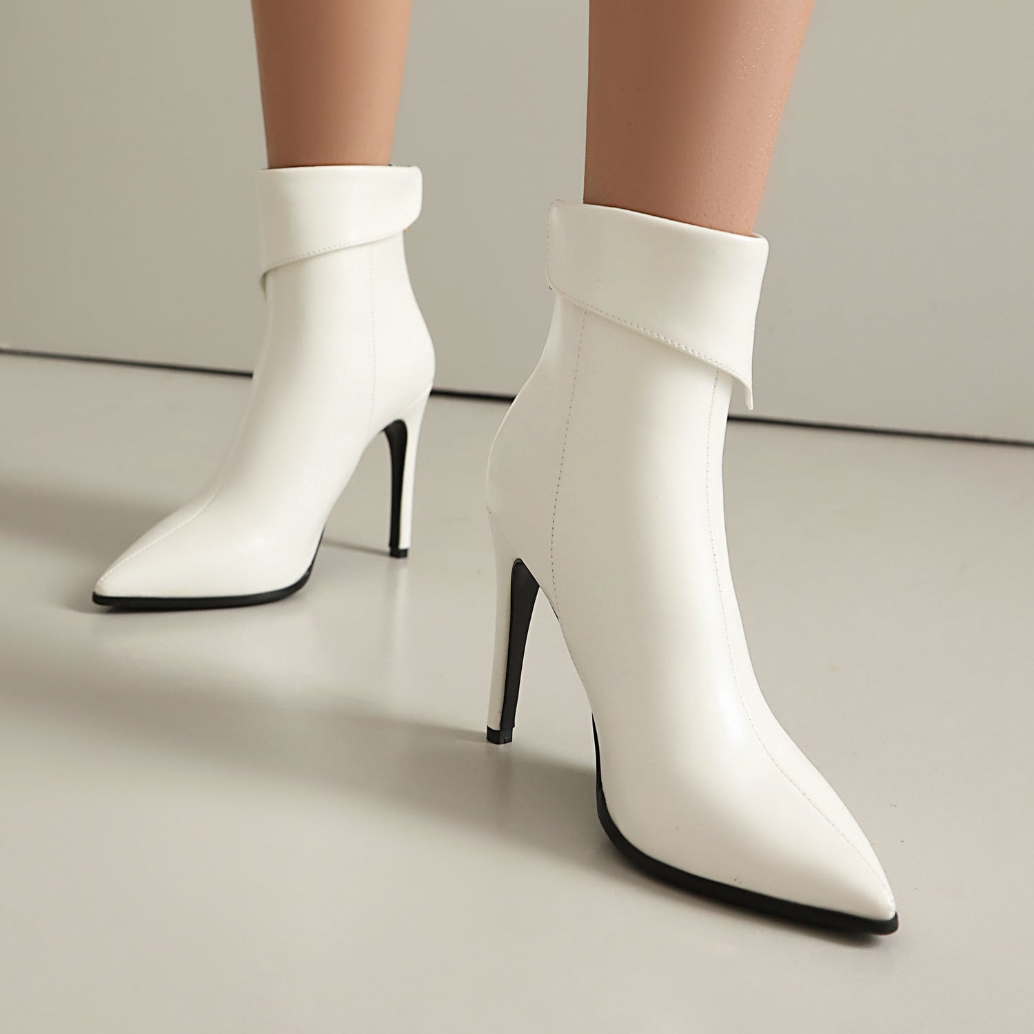 Women's Plus-Size Pointed-Toe Stiletto Heels | Back Zipper | Sizes EU 34–48