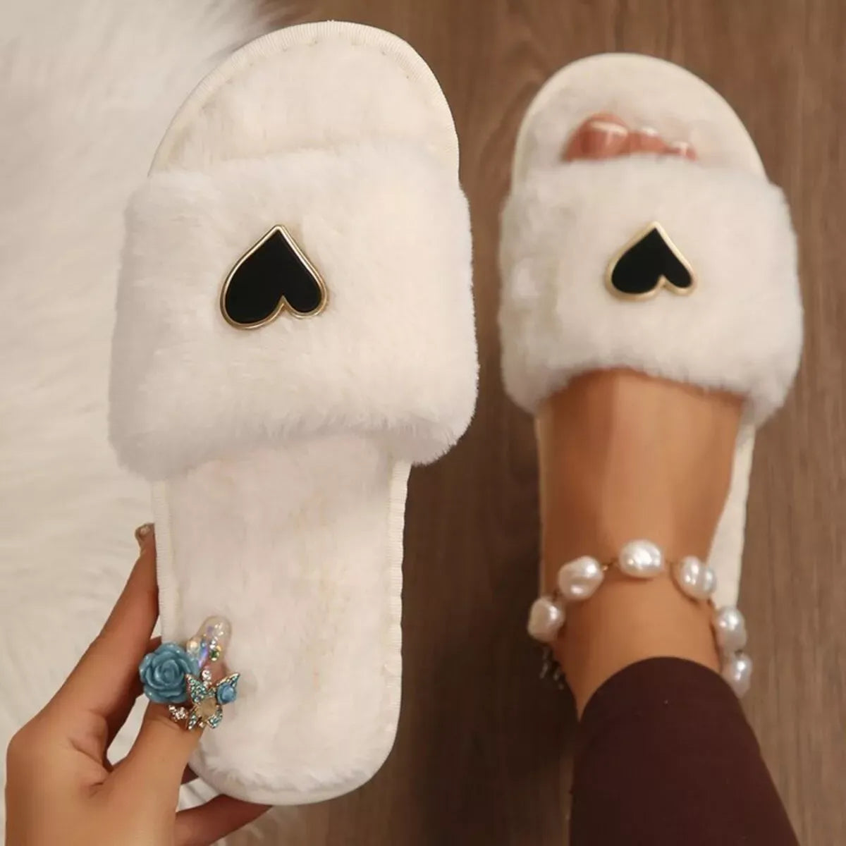 Heart Open-Toe Faux Fur Slippers — photo 9