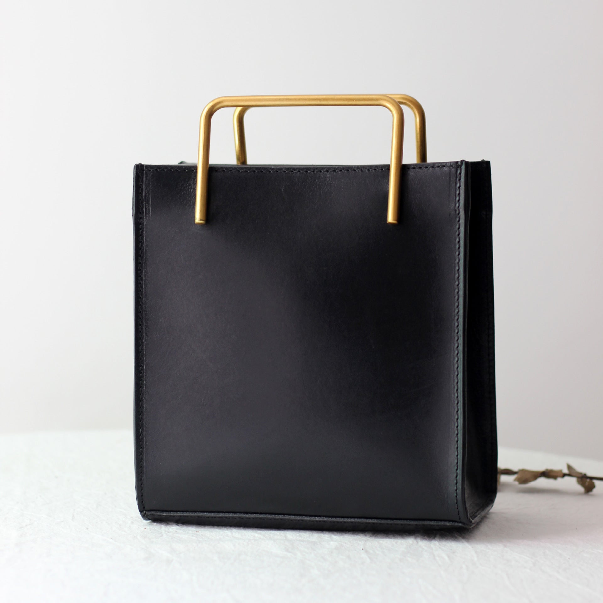 Vintage Full-Grain Leather Crossbody Bag | Small Square Cowhide Handbag for Women