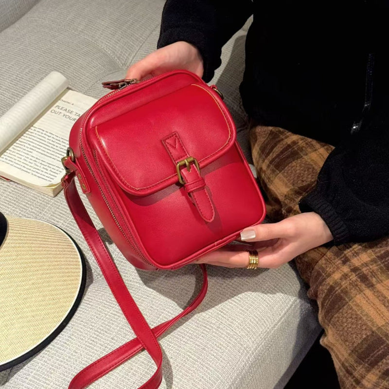 Unisex PU Leather Crossbody Messenger Bag – Casual Shoulder Bag for Men & Women