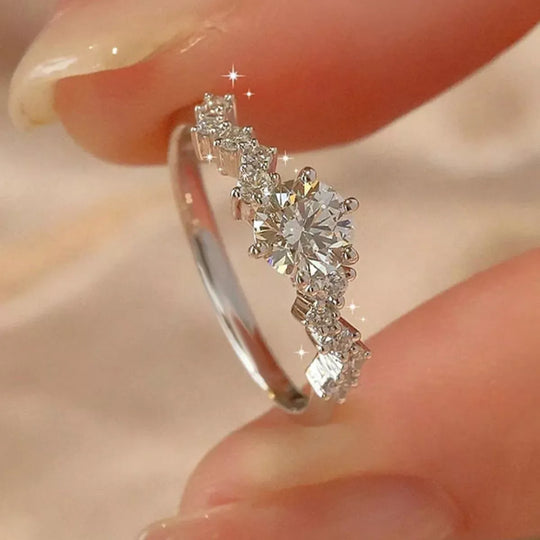 Another view: 2 Carat 925 Sterling Silver Moissanite Ring