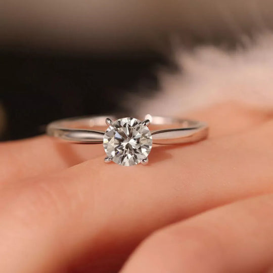 Another view: 1 Carat 925 Sterling Silver Moissanite Ring