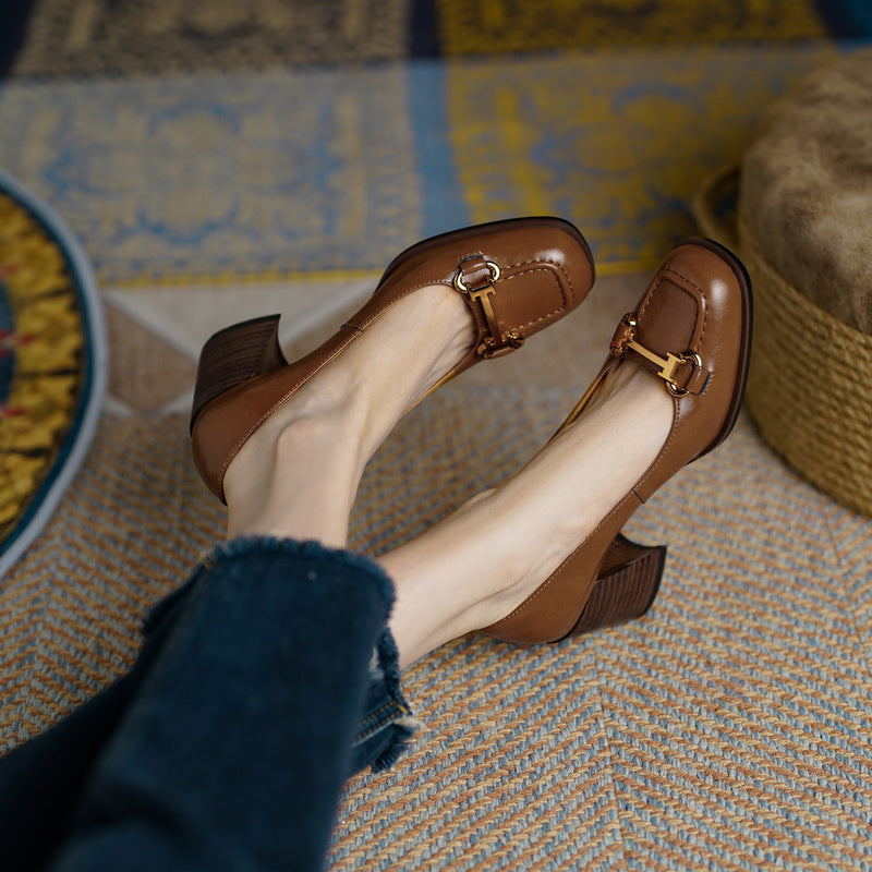 Women's Retro Square Toe Chunky Heel Pumps - French Style Block Heel Shoes