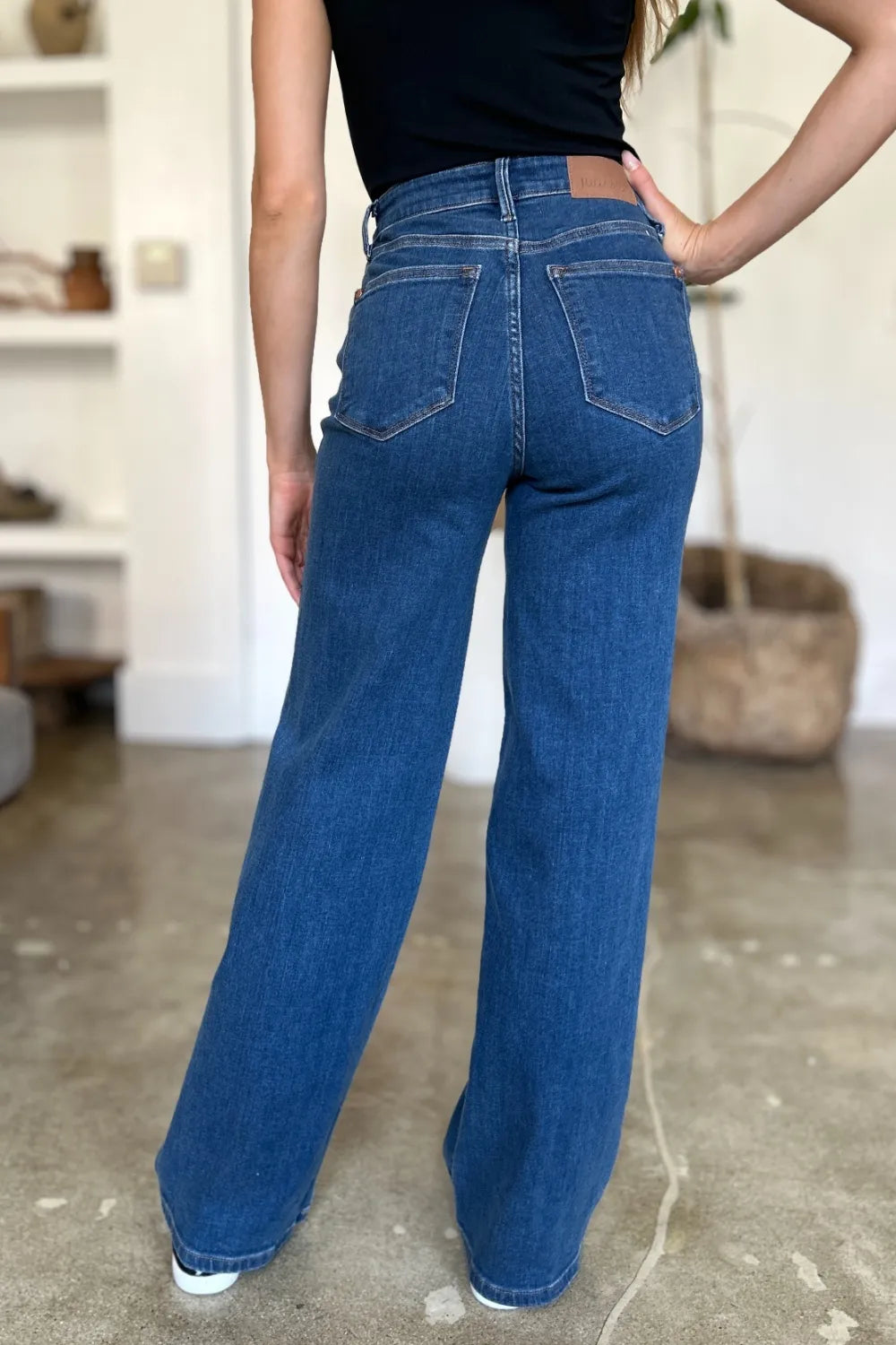 Judy Blue Rowan High-Rise Straight Jeans
