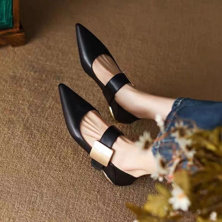 Women's Metallic Buckle Colorblock Chunky Heel Pumps – Slip-On Block Heel Shoes