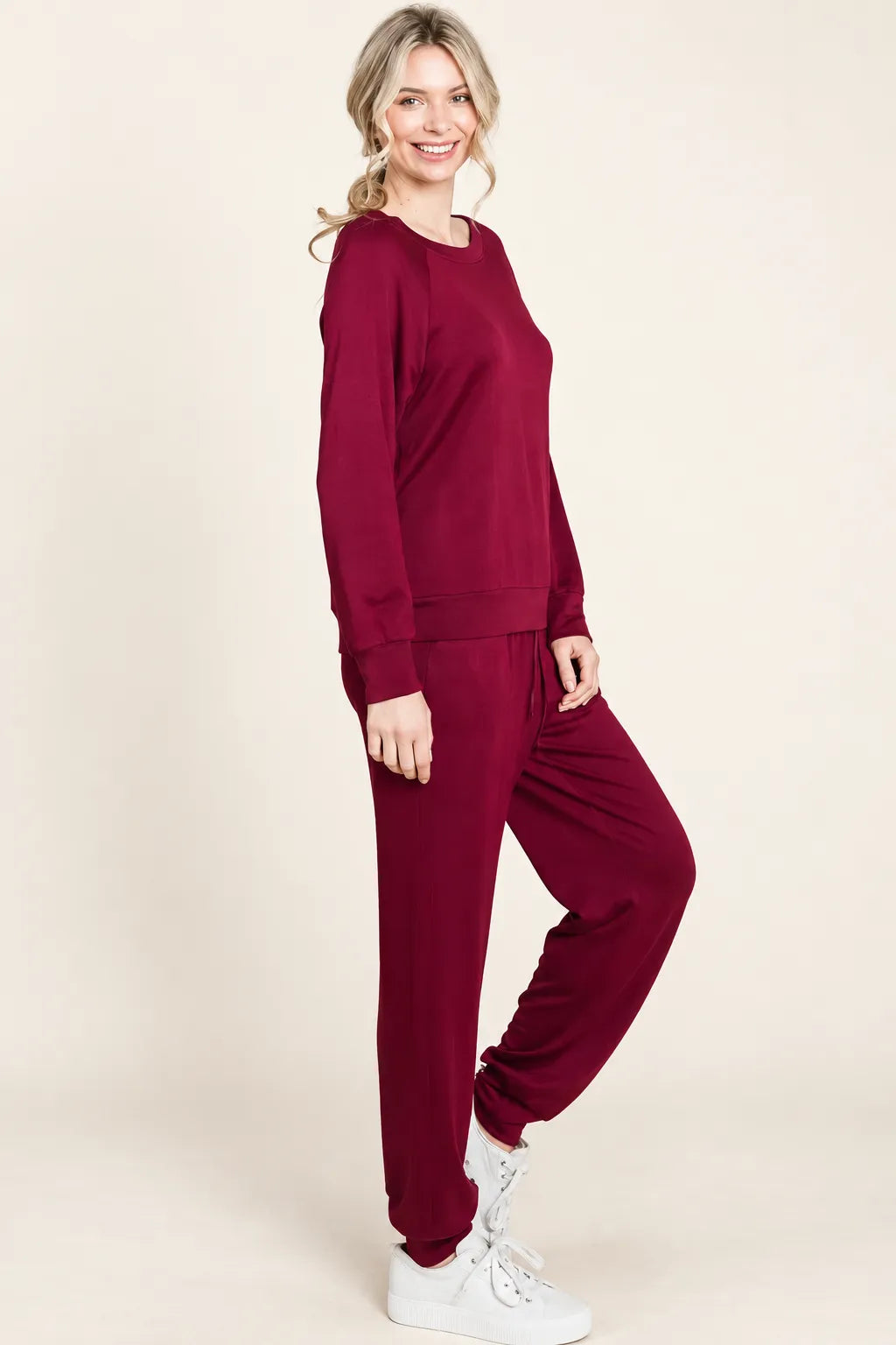 Round Neck Raglan Sleeve Top & Pants Lounge Set — photo 2