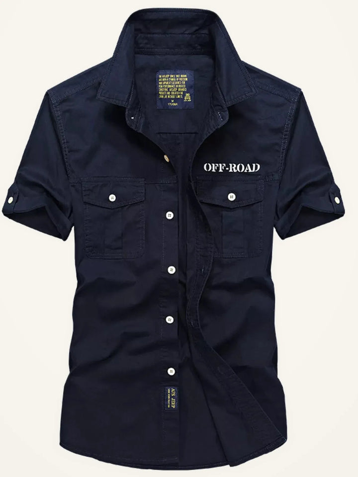 Men’s Pocketed Short-Sleeve Button-Up Shirt